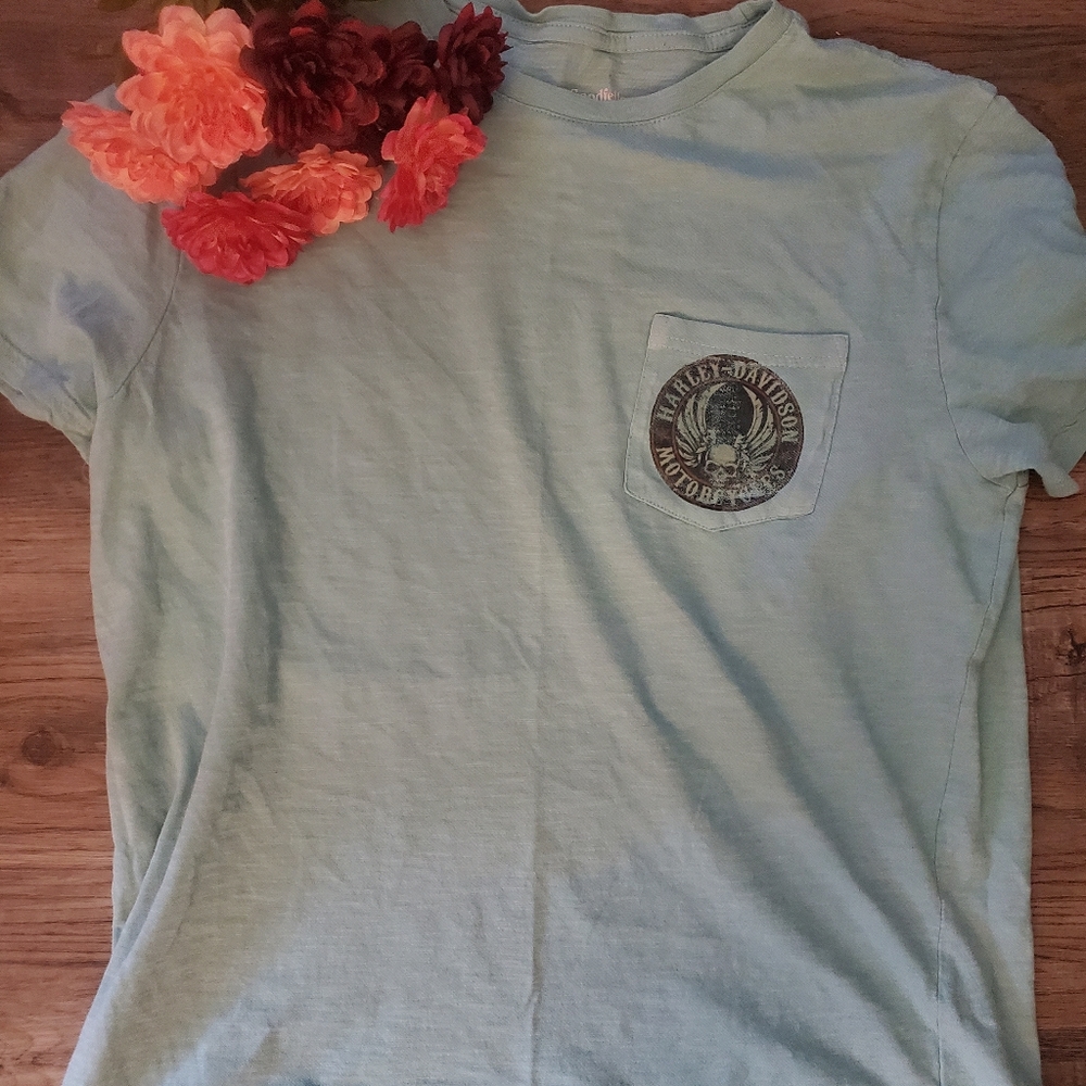 Custom tee - Picture 3 of 4